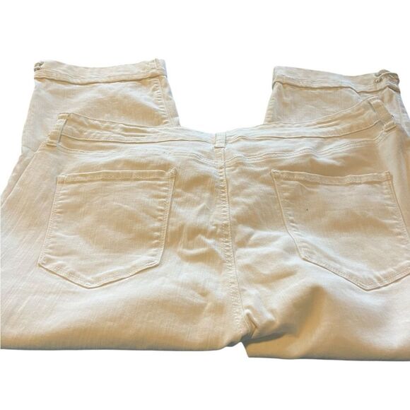 Bandolino white denim capris like new size 18 Mandoe Capri see pics - Picture 2 of 3